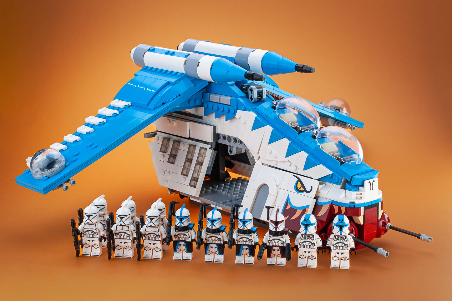 Muunilinst 10 Gunship