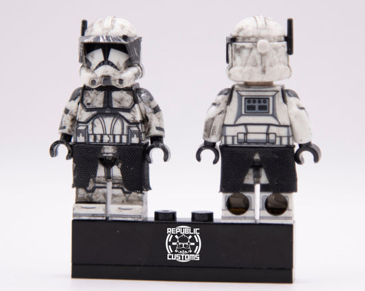 Worn Clone Commander - Star Wars